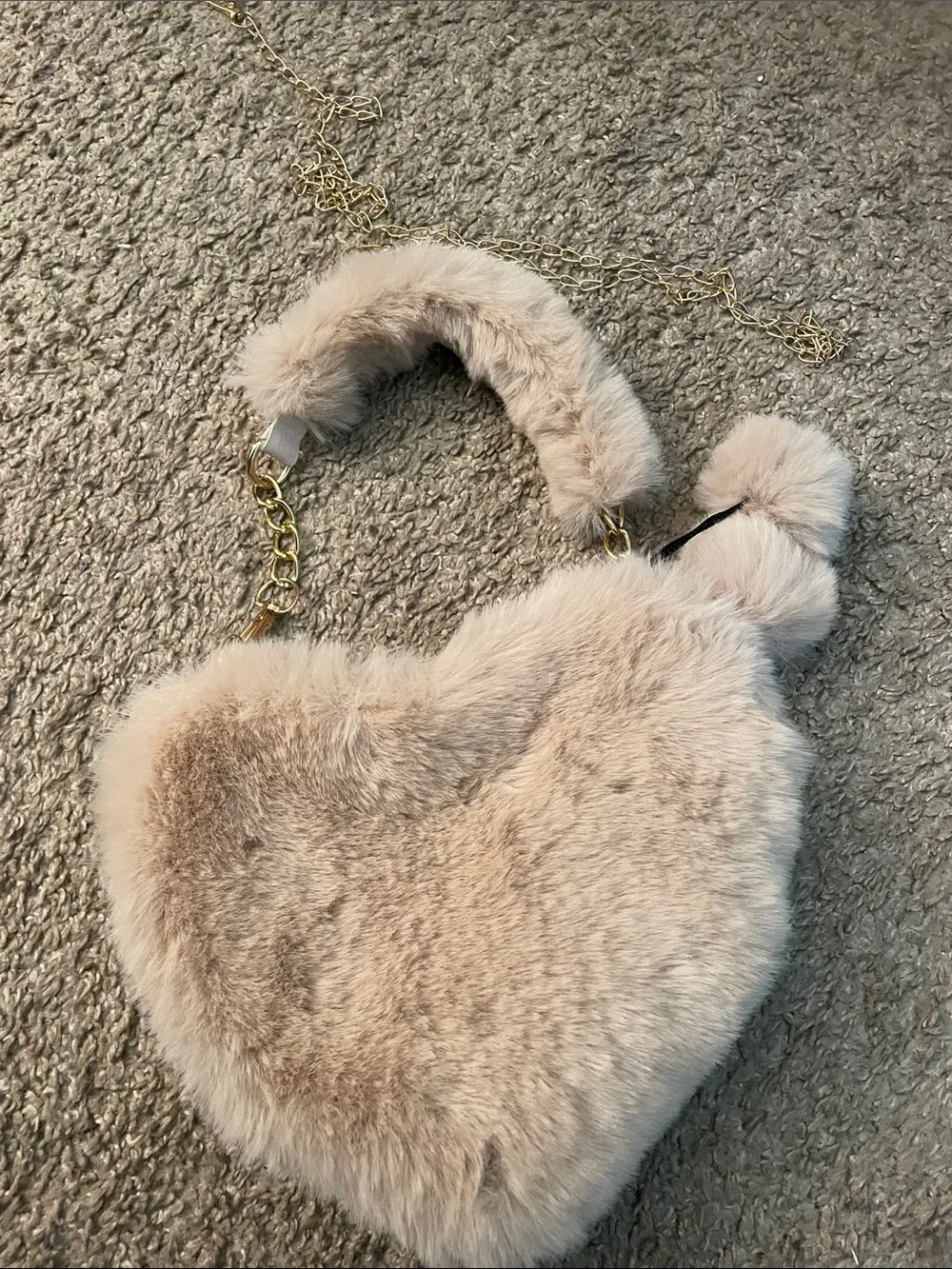 Plush Heart Crossbody Bag for Kids - Beige Faux Fur with Pom-Pom